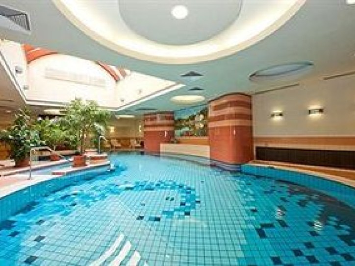 Supported Holiday - Spa Hotel Card image