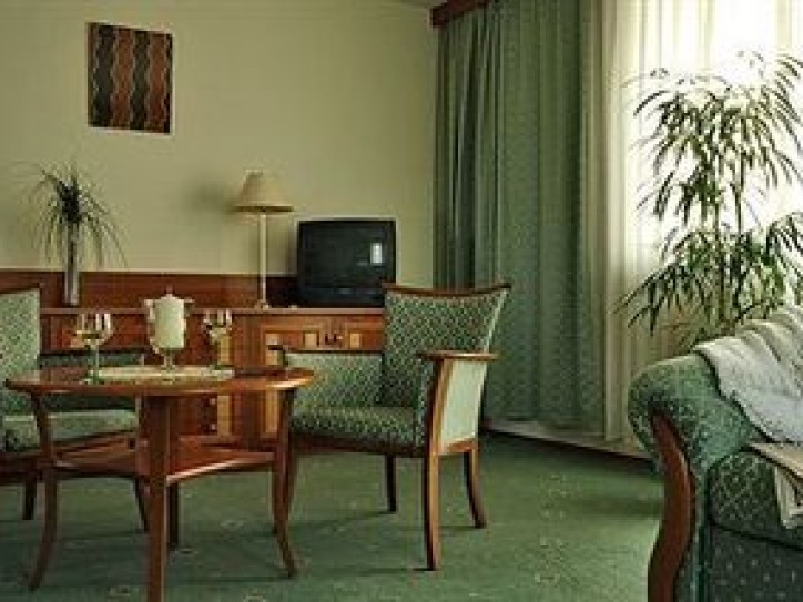 Supported Holiday - Spa Hotel Card image