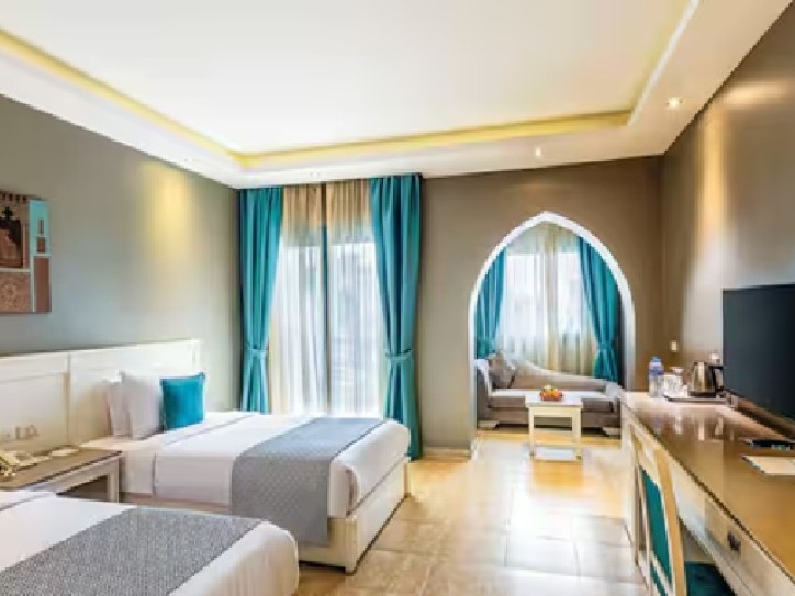 Relax by the Sea at Our Accessible Beach Hotel Card image