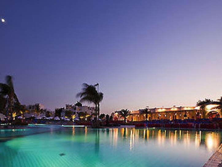 Relax by the Sea at Our Accessible Beach Hotel Card image
