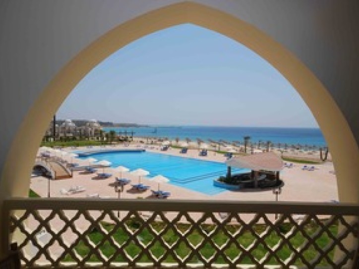 Relax by the Sea at Our Accessible Beach Hotel Card image