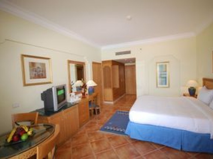 Relax by the Sea at Our Accessible Beach Hotel Card image