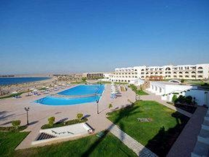 Relax by the Sea at Our Accessible Beach Hotel Card image