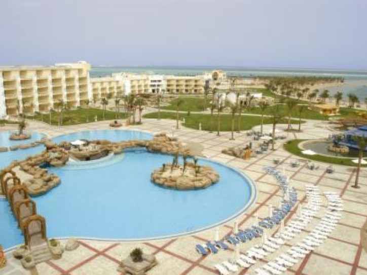 Relax by the Sea at Our Accessible Beach Hotel Card image