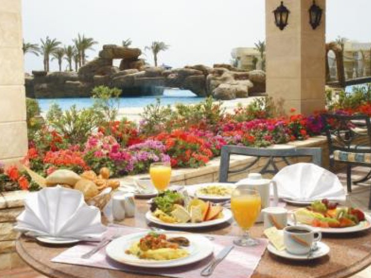 Relax by the Sea at Our Accessible Beach Hotel Card image