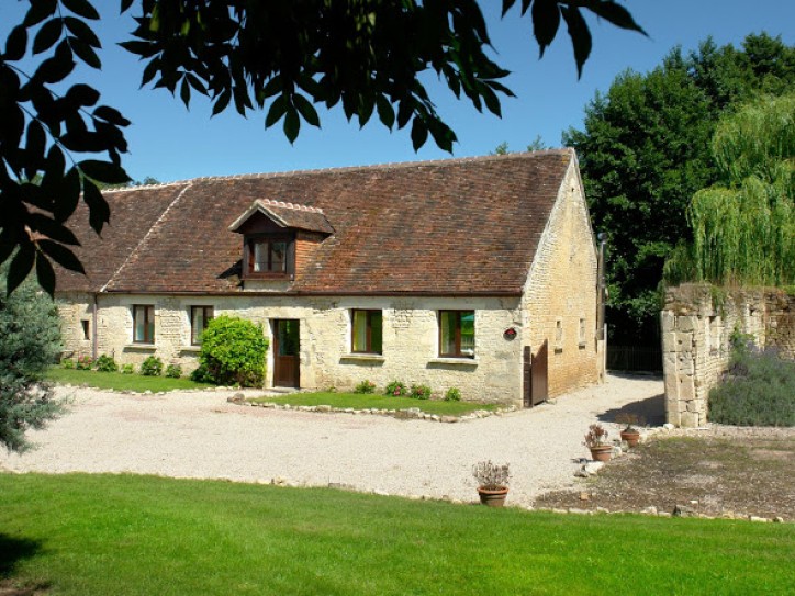 Countryside Gite Card image