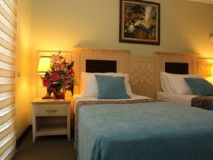 Where 5-Star Luxury Meets Family-Friendly Accessibility Card image