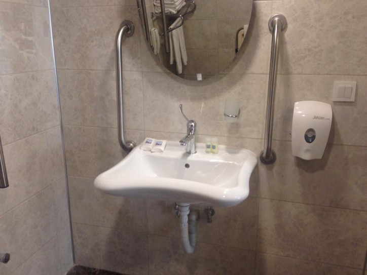 Where 5-Star Luxury Meets Family-Friendly Accessibility Card image