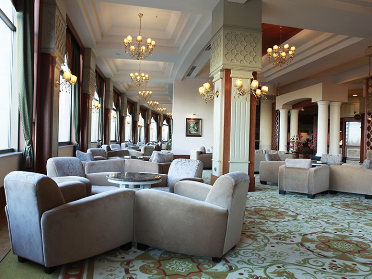 Relax by the Sea at Our Accessible Beach Hotel Card image