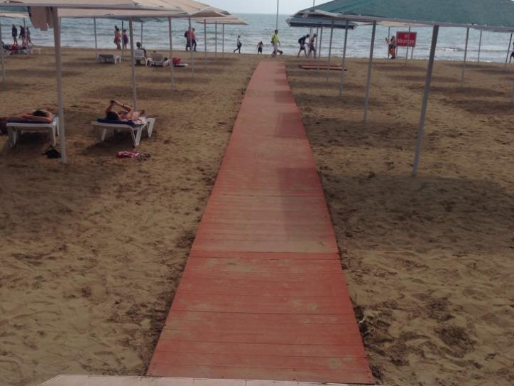 Relax by the Sea at Our Accessible Beach Hotel Card image