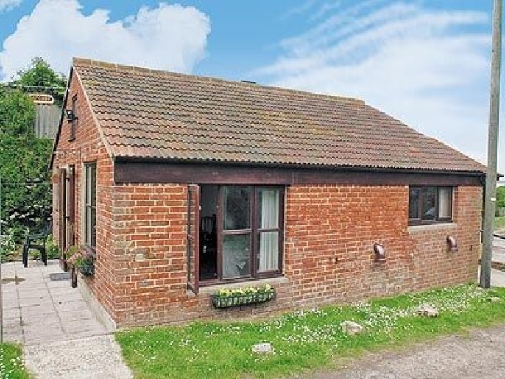 Accessible Countryside Cottage Card image