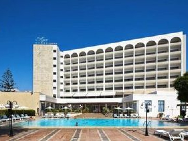 Accessible beach hotel Card image