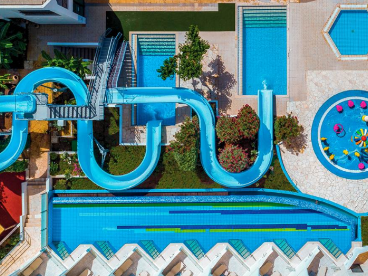 Deluxe Beach Hotel - Adults only Card image