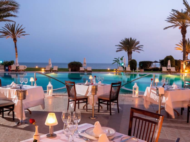 Deluxe Beach Hotel - Adults only Card image