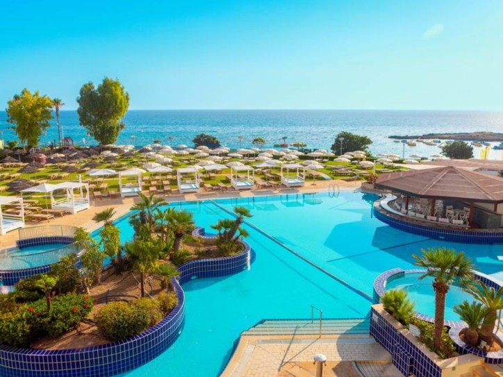 Accessible Bay hotel Card image