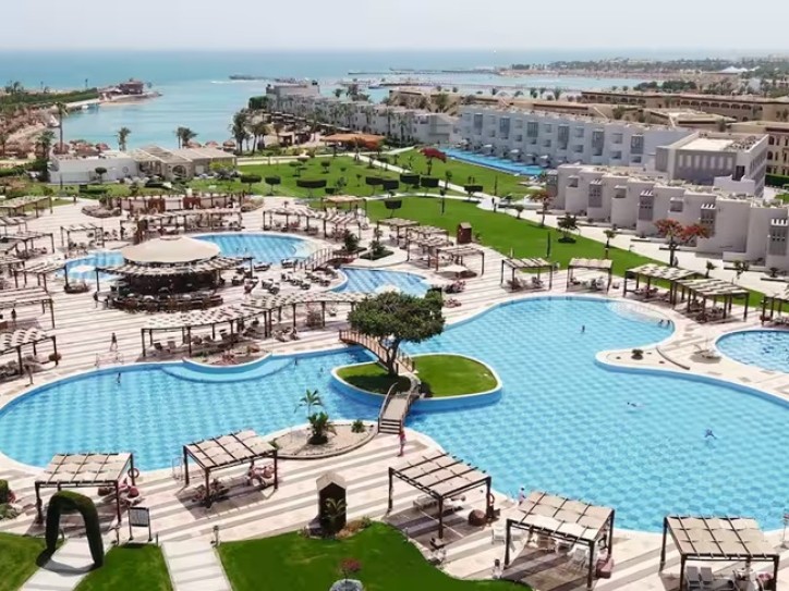 Relax by the Sea at Our Accessible Beach Hotel Card image