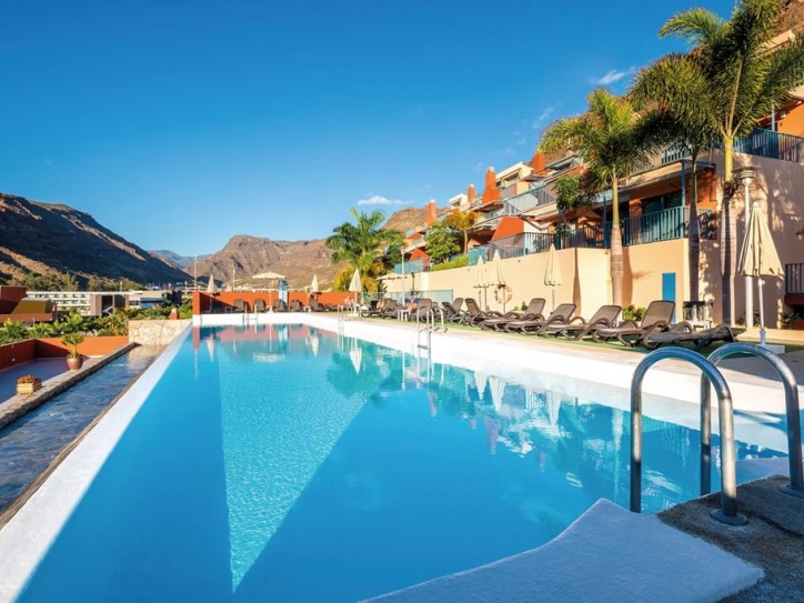 Beach hotel apartments Card image