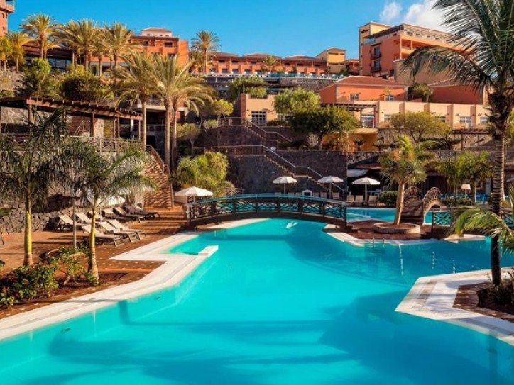Exclusive Accessible Beach & Garden Complex Card image
