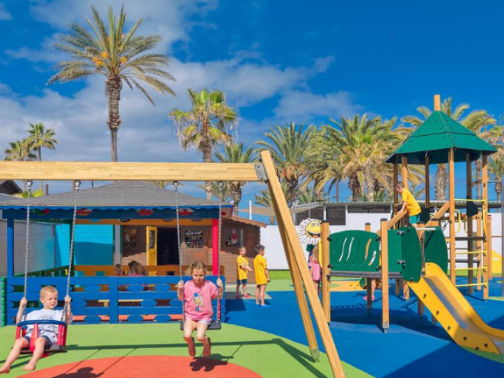 Accessible Beach hotel Card image