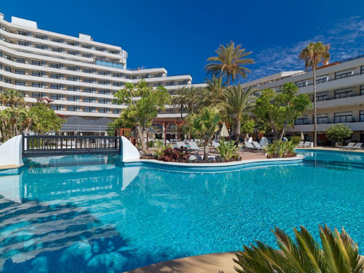 Accessible Beach hotel Card image