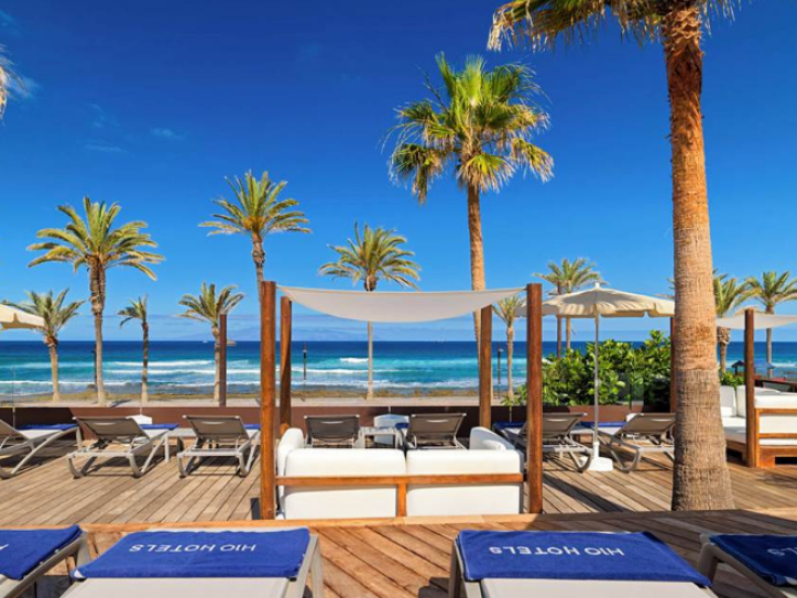 Accessible Beach hotel Card image