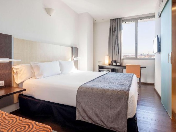 Modern City Hotel Card image
