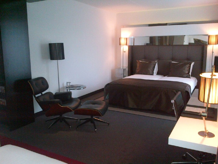 West Amsterdam Hotel Card image