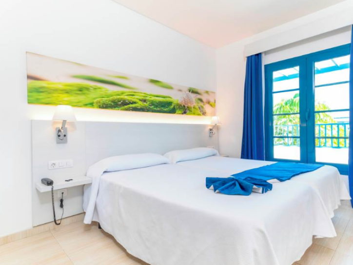 Family Friendly Hotel Card image