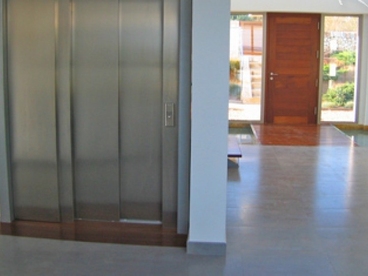 Ultra Modern Luxury villa Card image