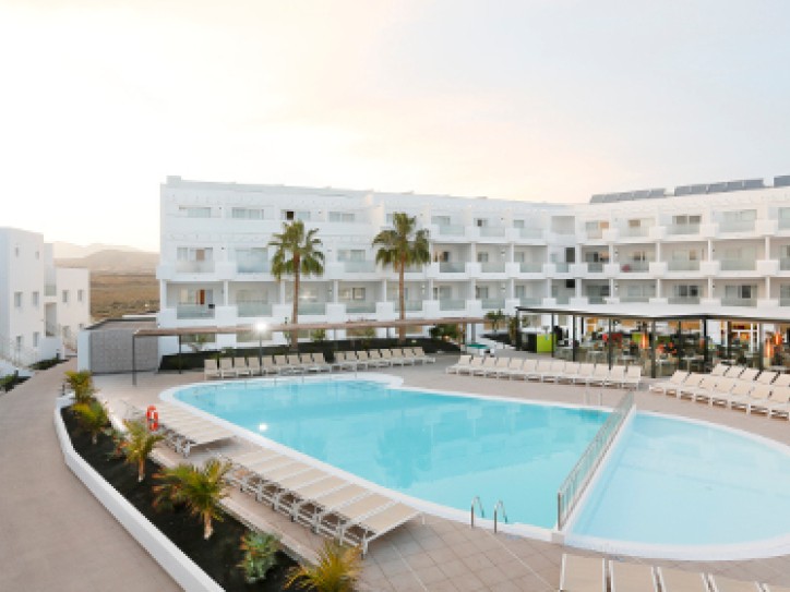 Mountain View Hotel Card image