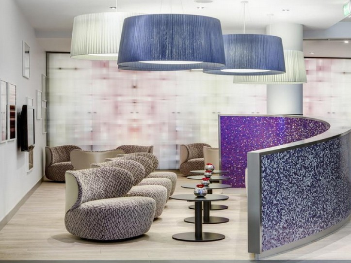 Dynamic City Hotel Card image