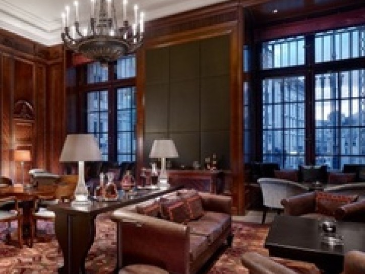Am Hof Square Hotel Card image