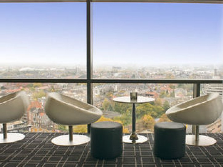 Luxury Central Hotel Card image