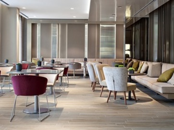 4-Star Contemporary Hotel Card image