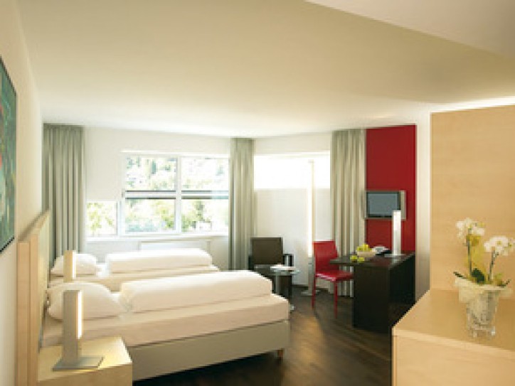 4-Star City Hotel Card image
