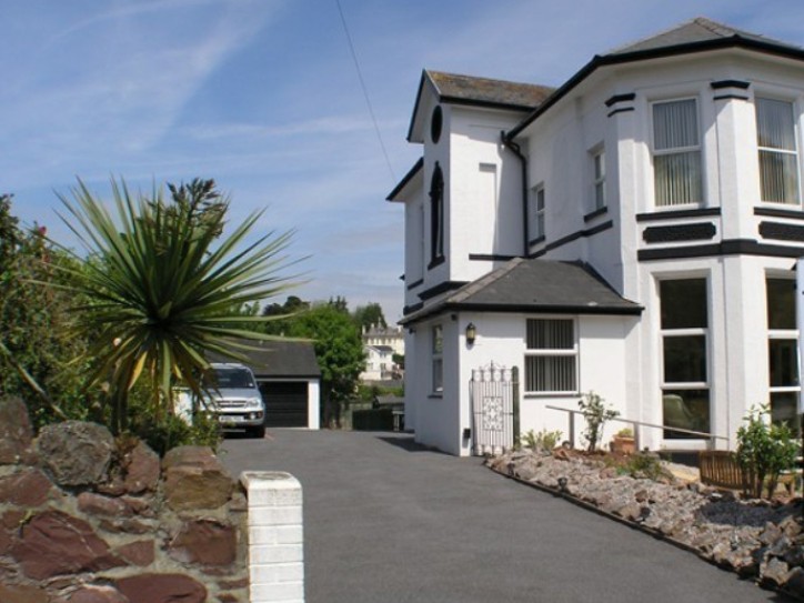 Seaside apartment Card image
