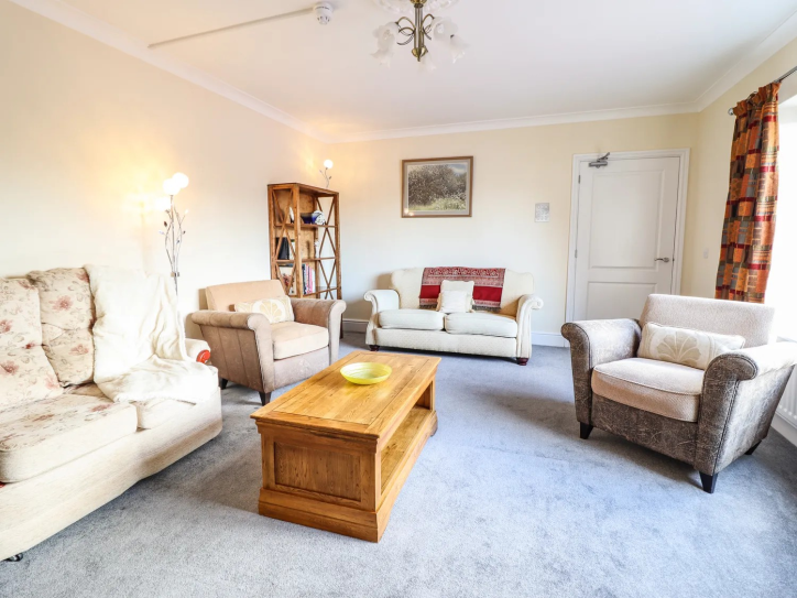 Maesbury Manor Card image