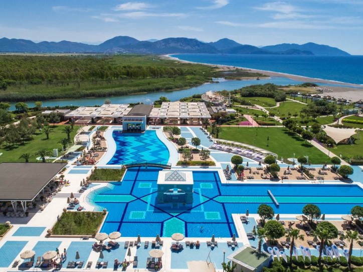 Accessible Luxury Without Limits Card image