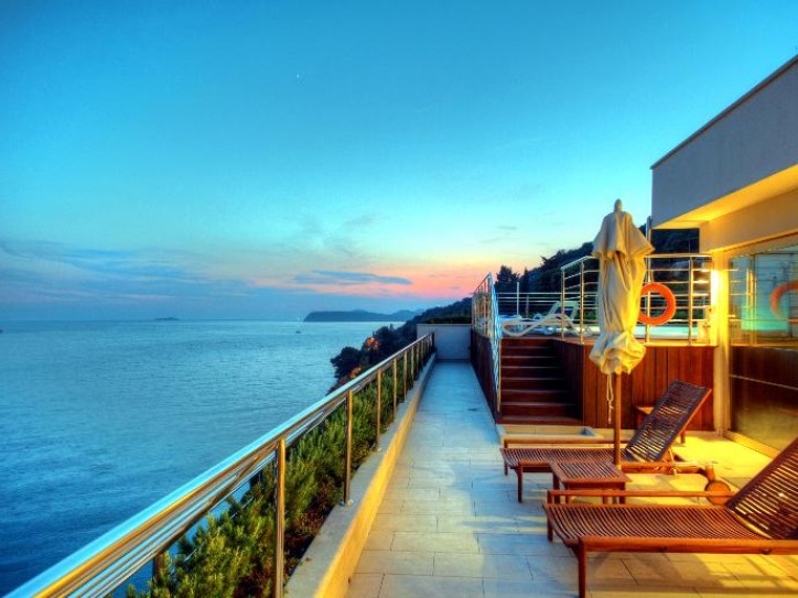 Boutique Hotel Card image