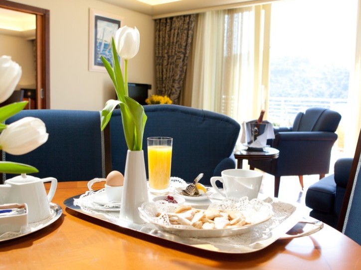 Boutique Hotel Card image