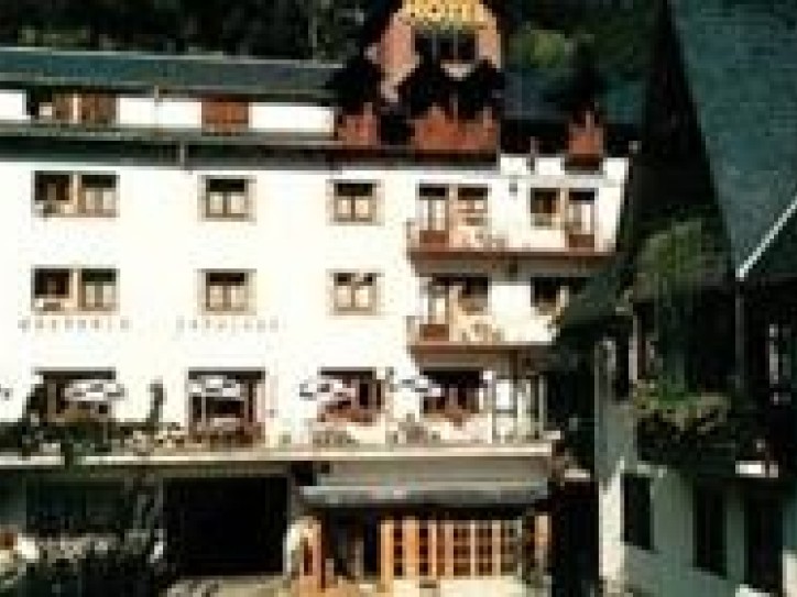 Accessible Spa Hotel Card image