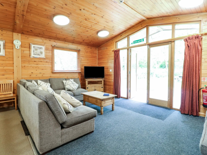 Chestnut lodge Card image