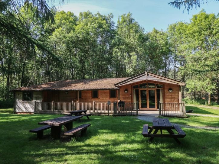 Chestnut lodge Card image
