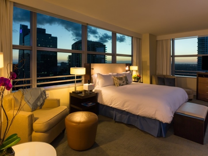 City View hotel, Brickell Card image