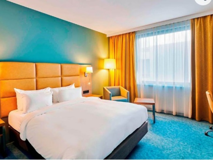 Five-Star City Centre Hotel Card image