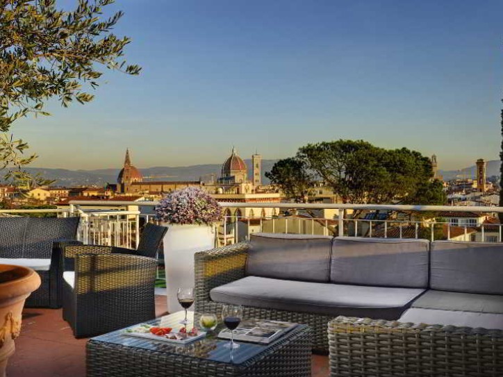 Accessible 4 star hotel Card image