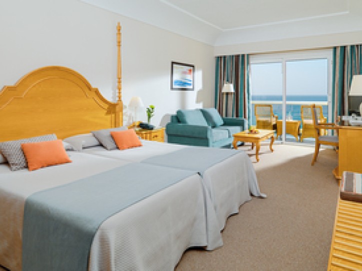 Unique 4-star Hotel Card image