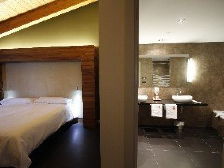 Rustic Hotel Card image