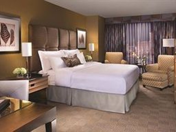 New York Themed Hotel Card image