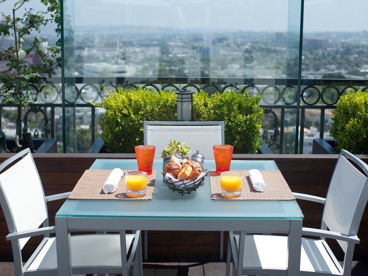 Sunset strip hotel Card image
